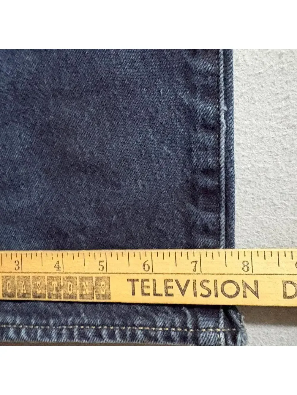 Levis Premium 501 Original Fit Jeans Mens 34x32 Dark Wash Button Fly Blue Denim